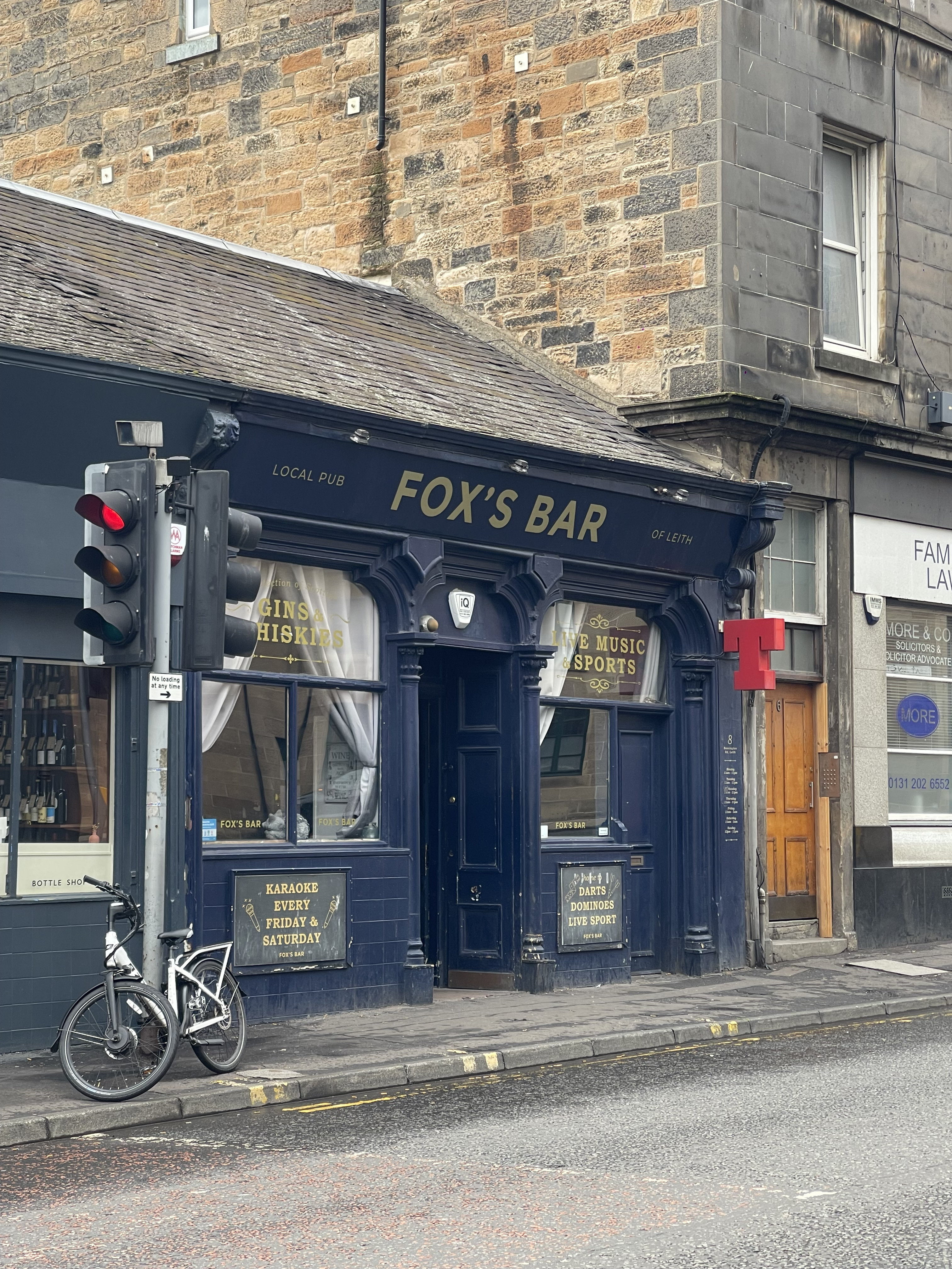 Fox's Bar premises overview
