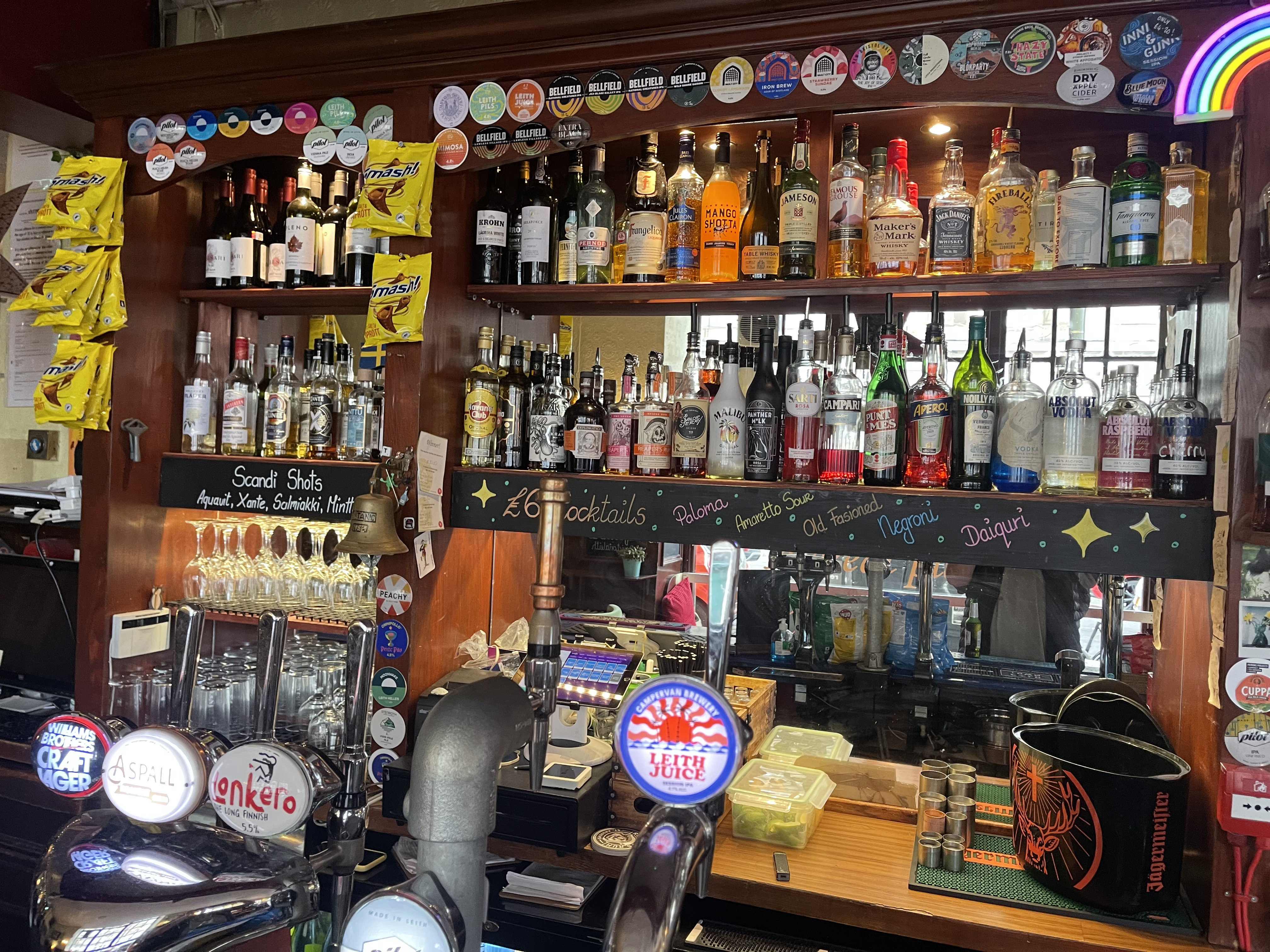 Victoria Bar - Saturday entertainment