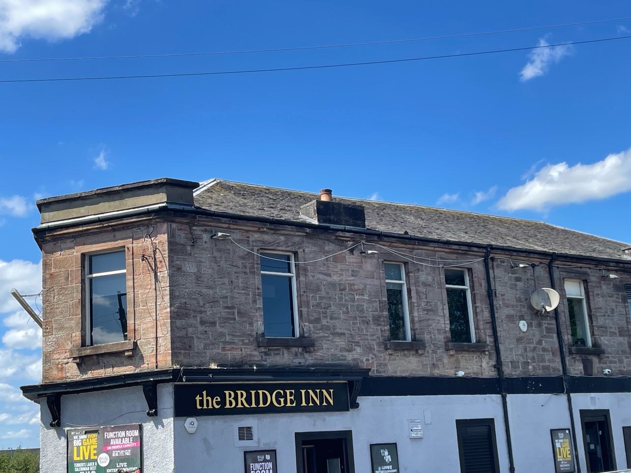 The Bridge Inn exterior view